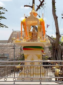 บรรยากาศงานตั้ง ศาลพระภูมิ ศาลพระภูมิโมเดิร์น เดือนพฤษภาคม 2562